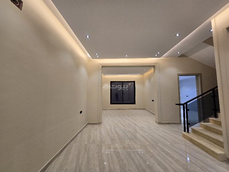 فيلا 5 غرف في العريجاء الوسطى