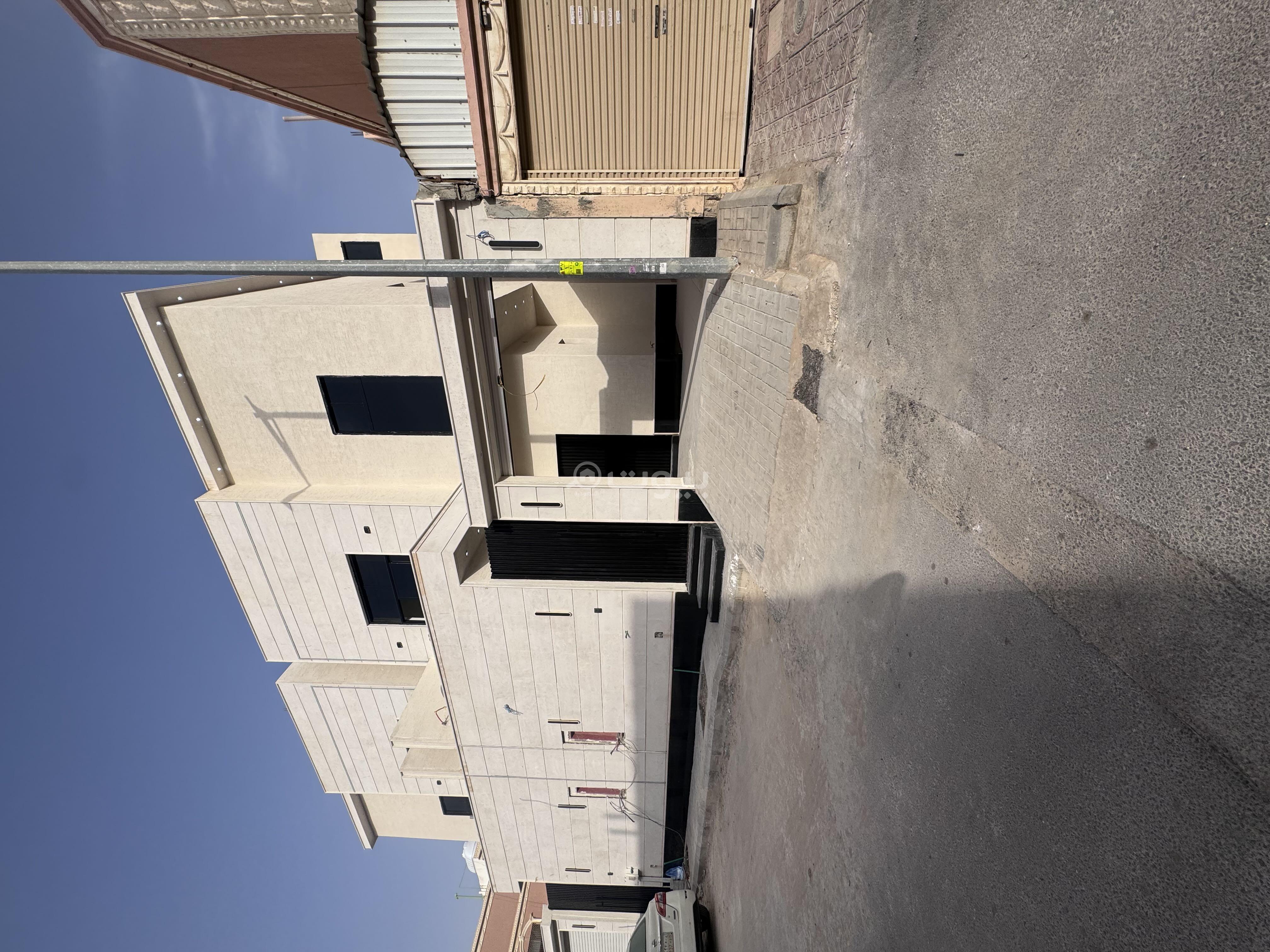 فيلا 6 غرف في طويق