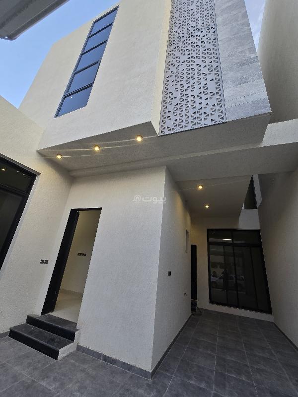 فيلا 4 غرف في طويق