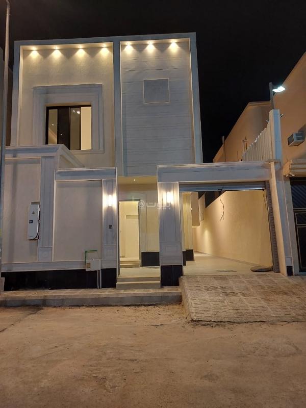 5 bedroom villa in Al Uraija Al Gharbiyah
