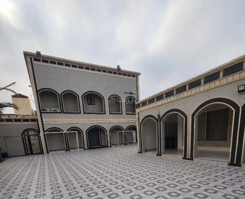 6 bedroom villa in An Nadhim