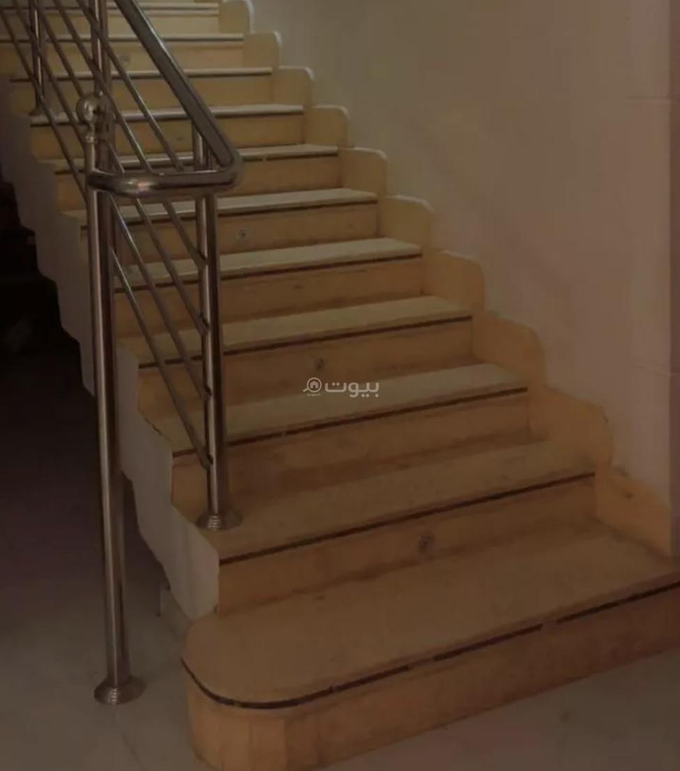 فيلا 5 غرف في الرمال