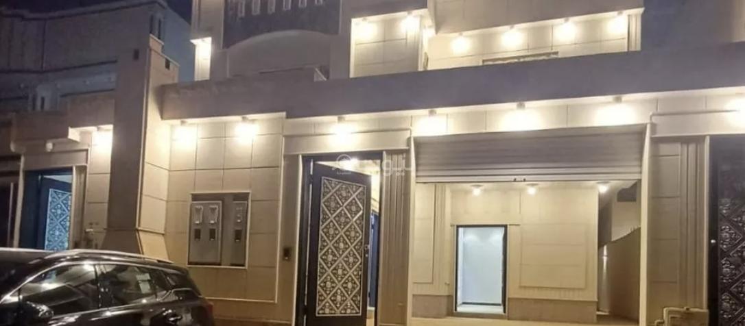 4 bedroom villa in Al Rimal