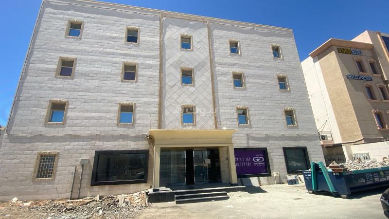 مكتب 900 م² في الرويس