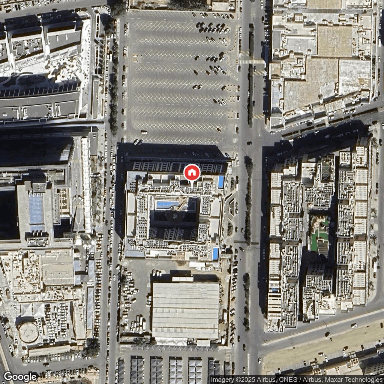 شقة  في السلامة