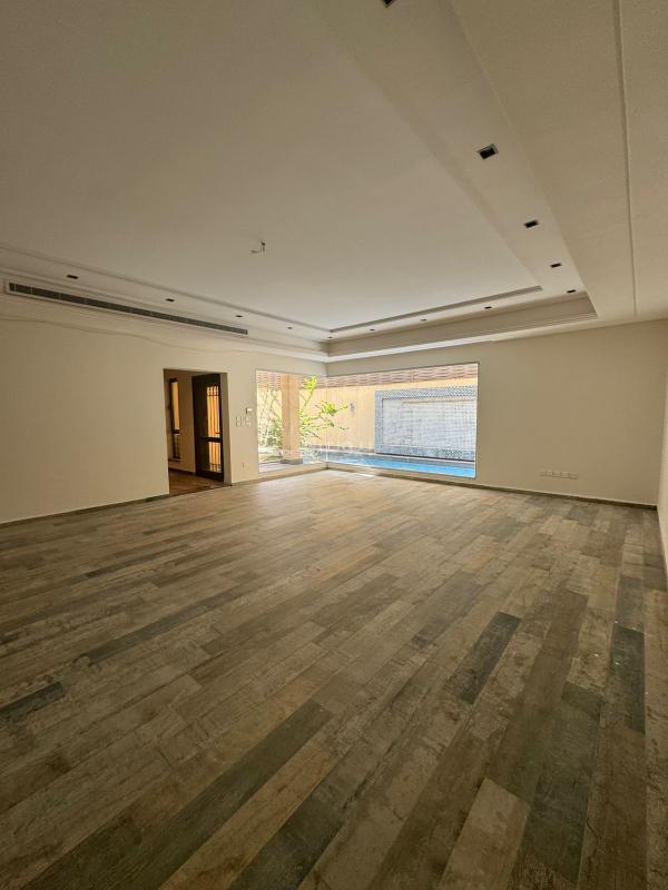 9 bedroom villa in Al Muhammadiyah