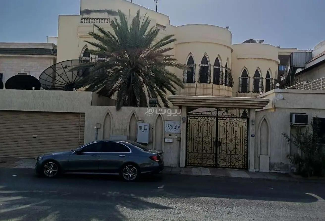 فيلا 4 غرف في الخالدية