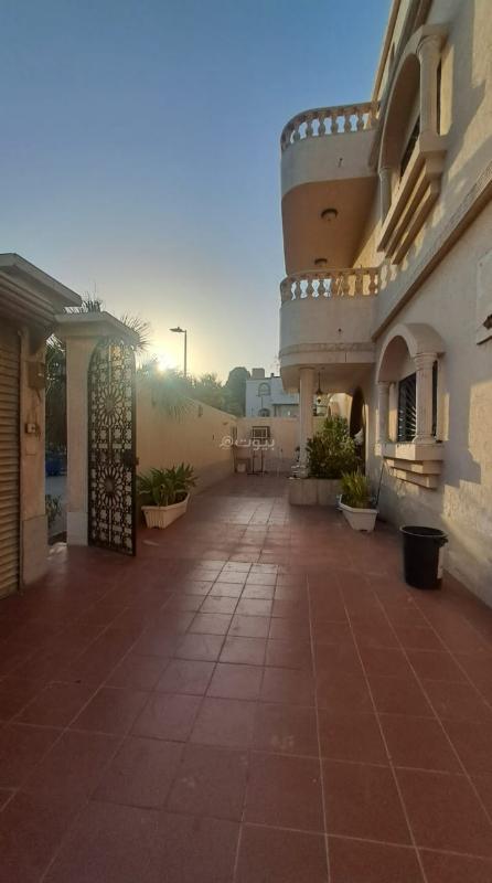 فيلا 10 غرف في المرجان