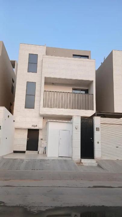 شقة 6 غرف في الرمال