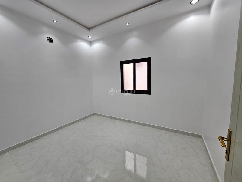 فيلا 5 غرف في الجنادرية