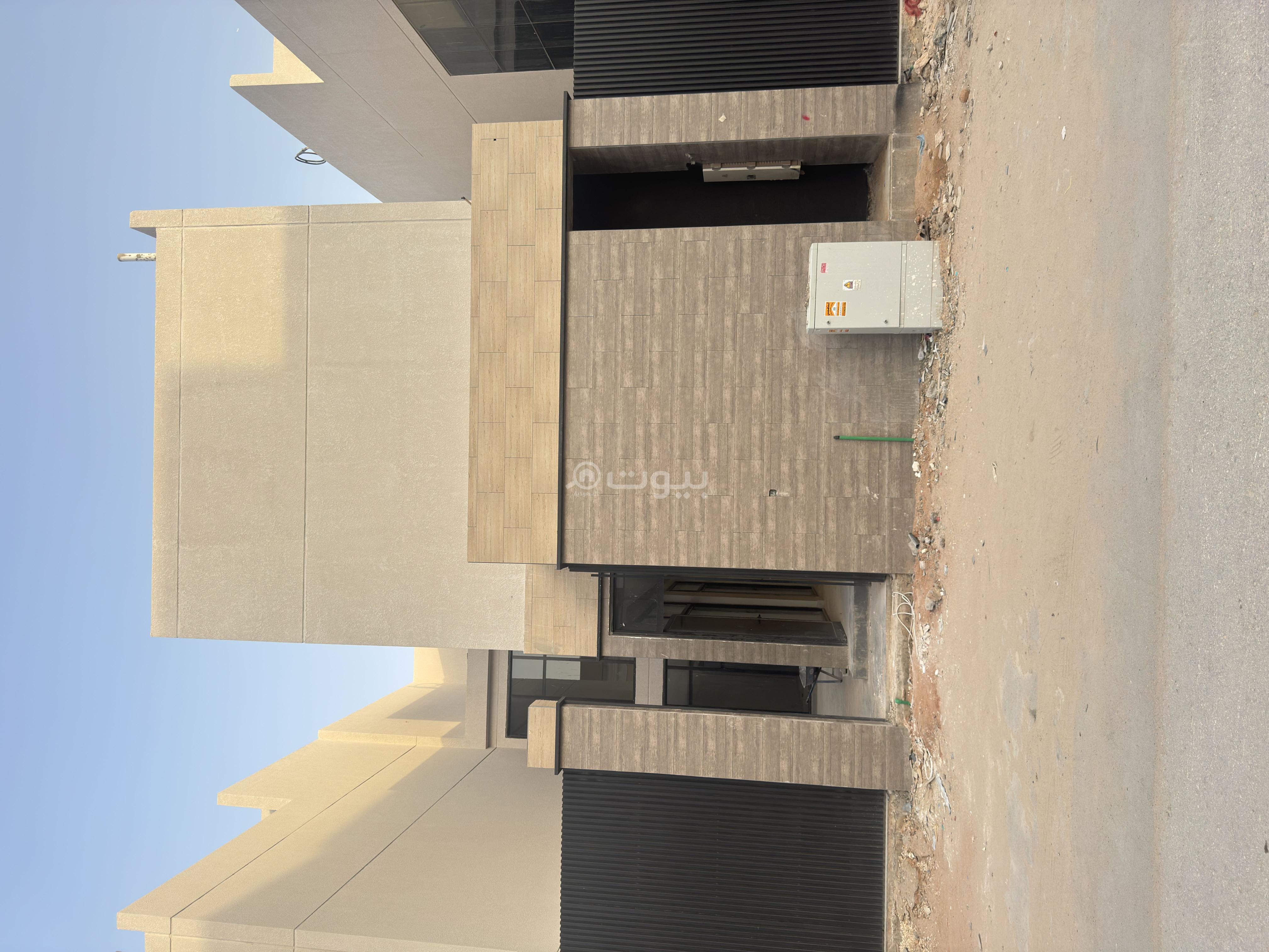 5 bedroom villa in Al Maizilah