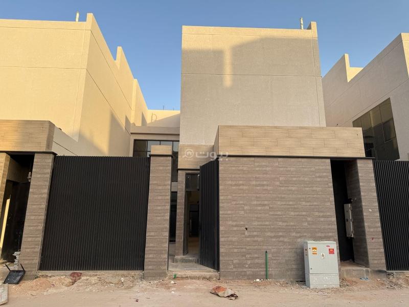 5 bedroom villa in Al Maizilah