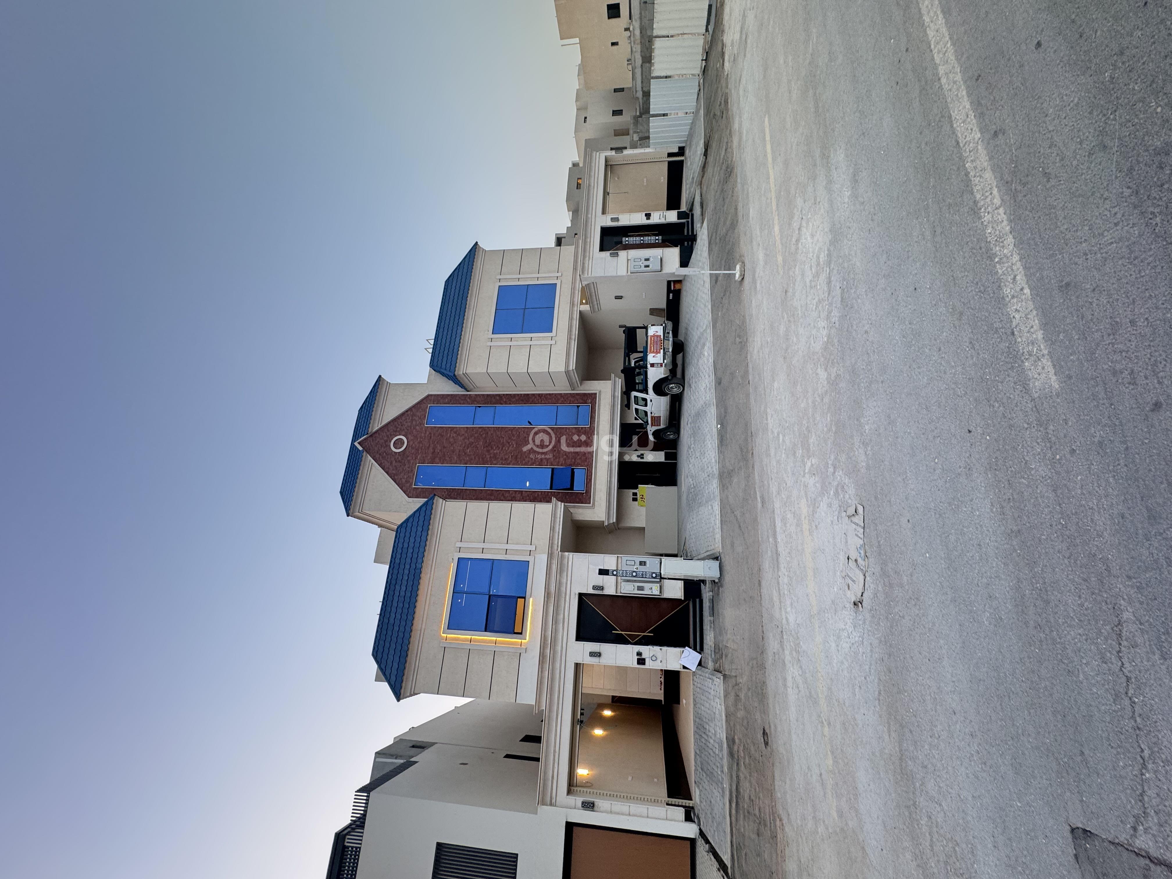 شقة 5 غرف في الرمال