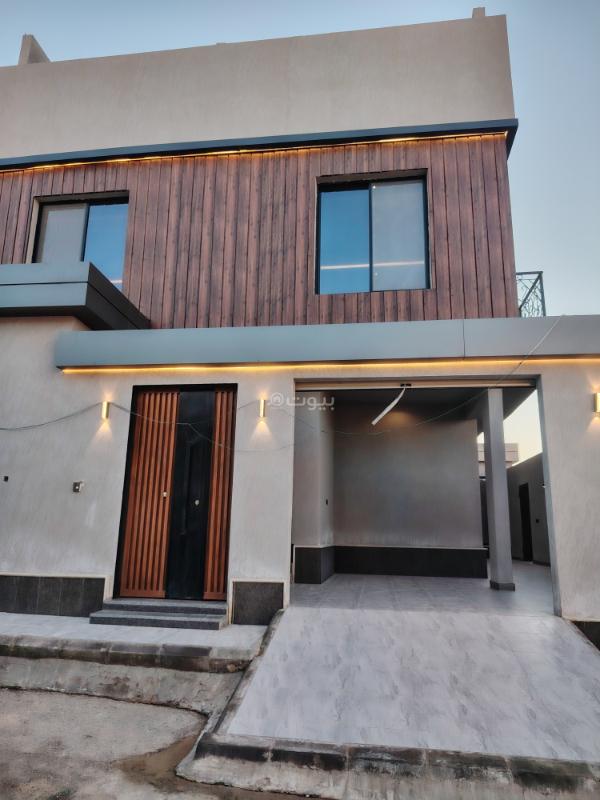 8 bedroom villa in Al Rimal