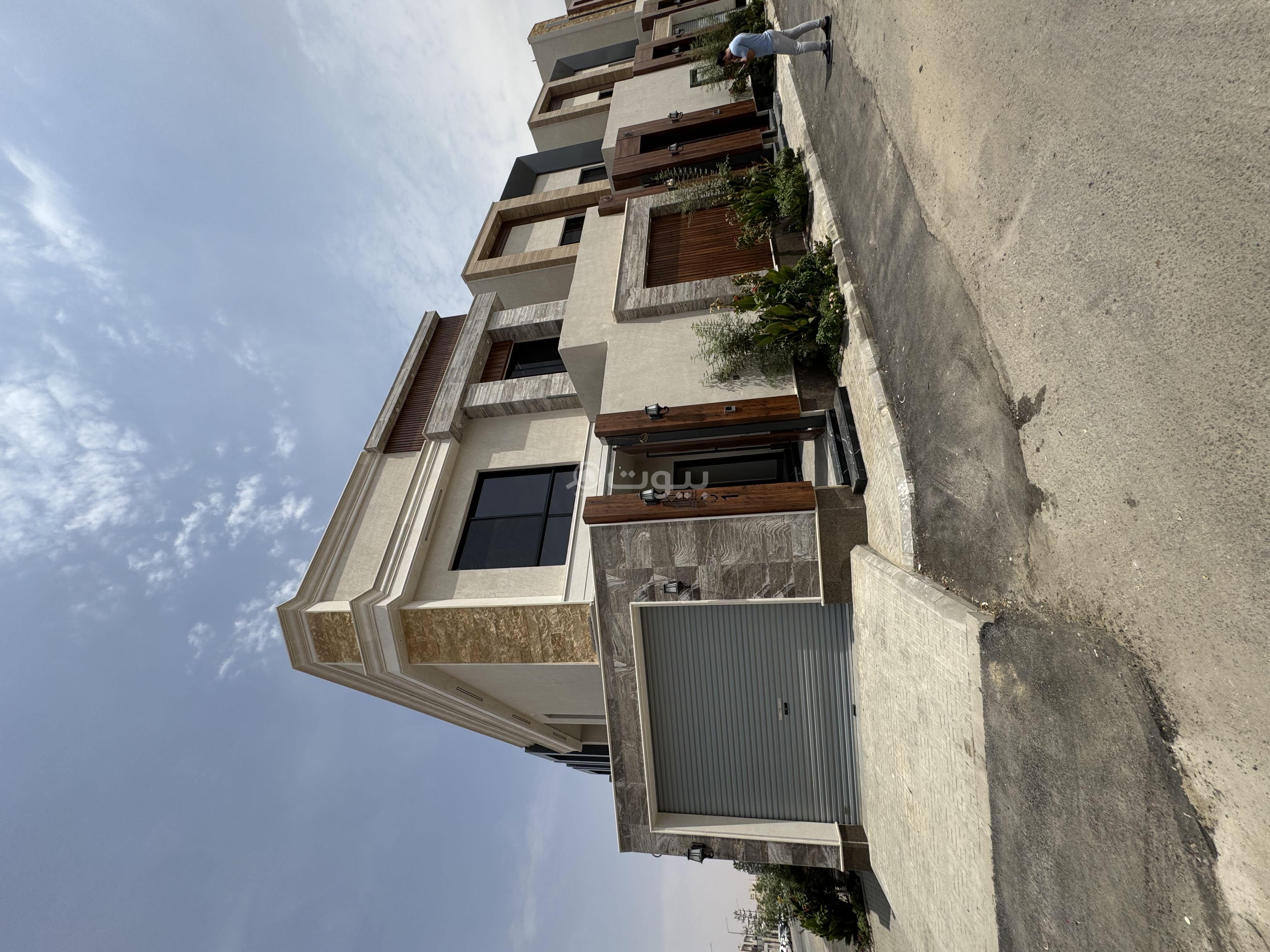 فيلا 5 غرف في الرمال