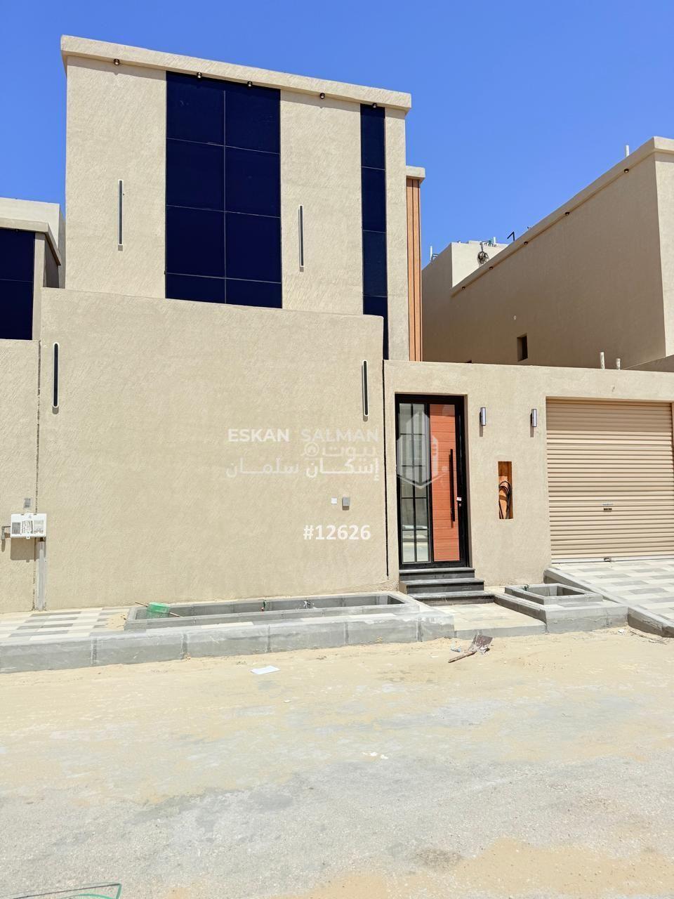 9 bedroom villa in Al Amal