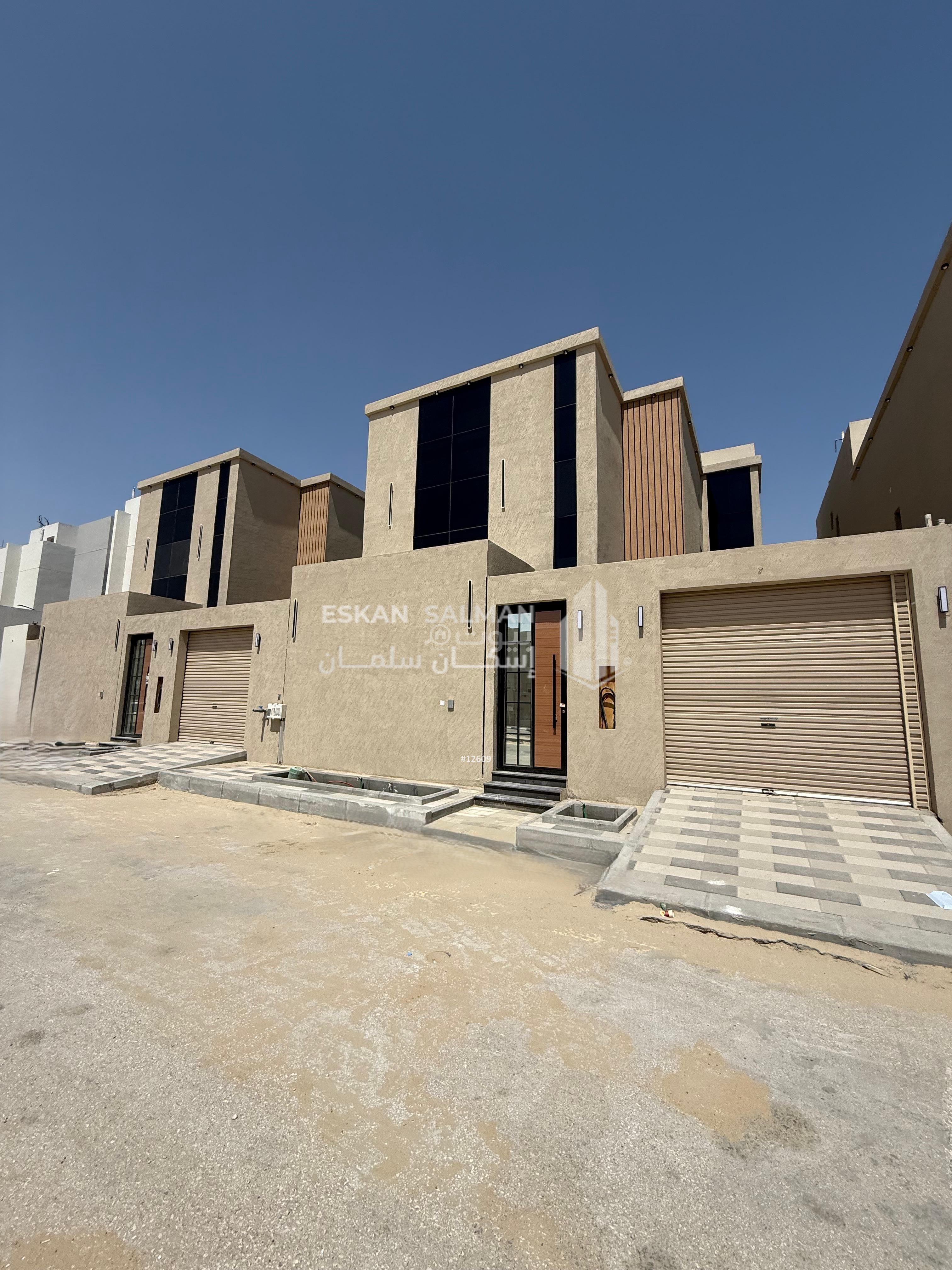 فيلا 9 غرف في الأمل