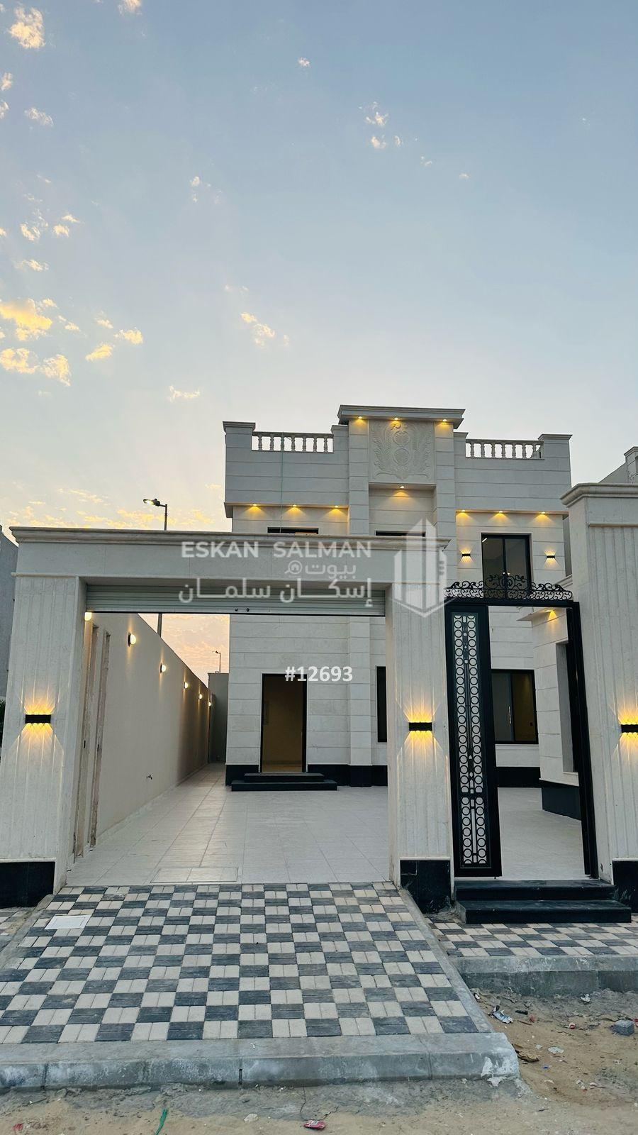 فيلا 9 غرف في الأمواج