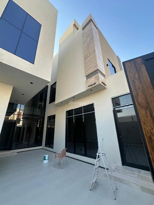4 bedroom villa in Al Aridh