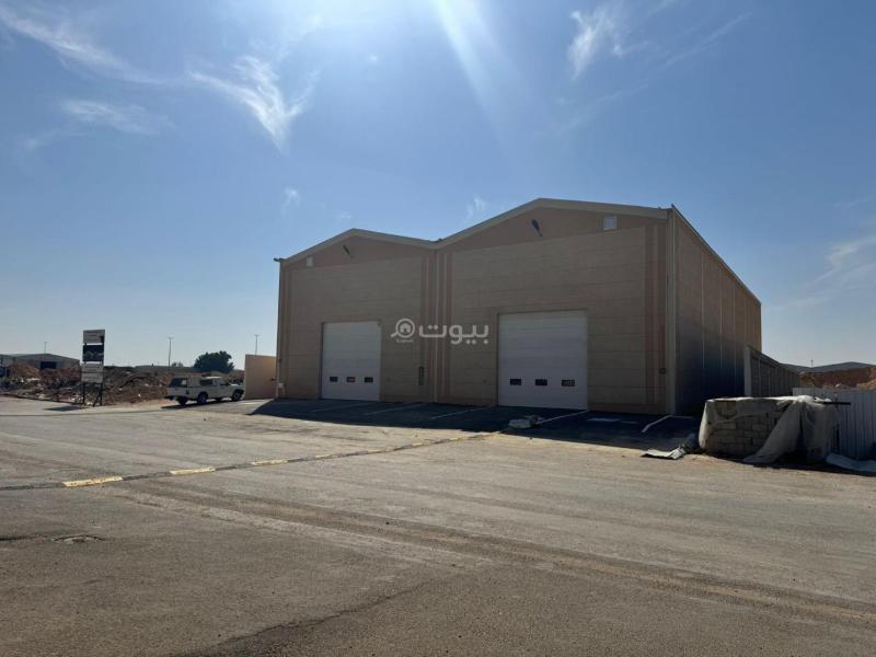 مستودع 1417 م² في السلي