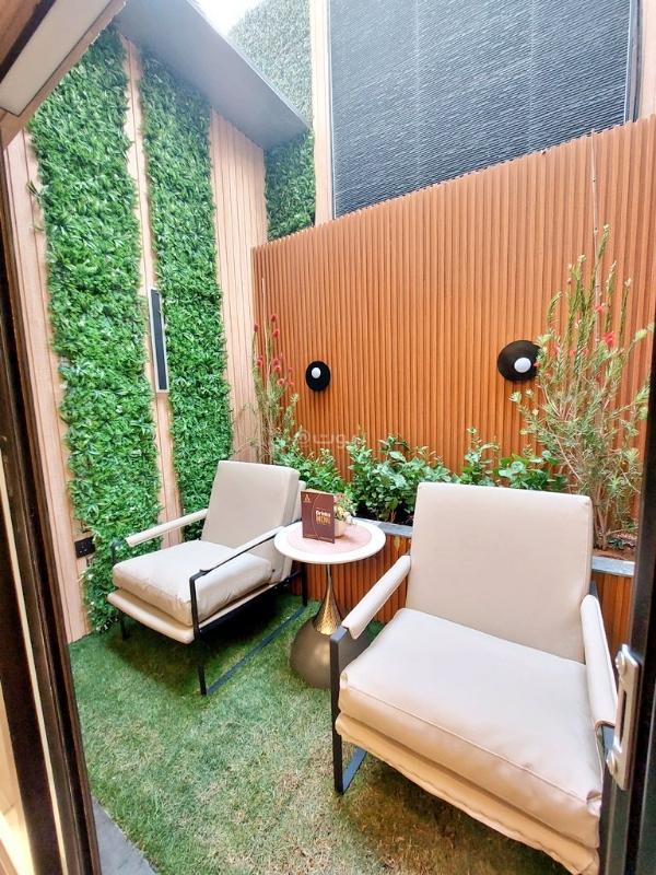 مكتب 55 م² في العليا