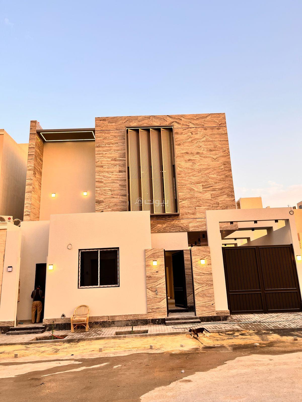 6 bedroom villa in Al Mahdiyyah