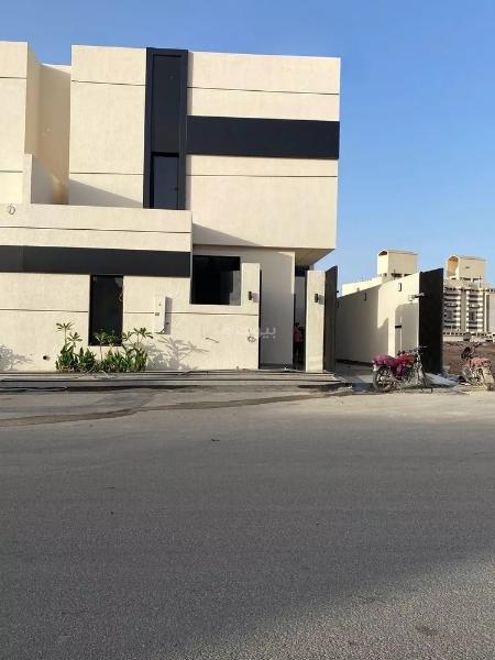 4 bedroom villa in Al Mahdiyyah