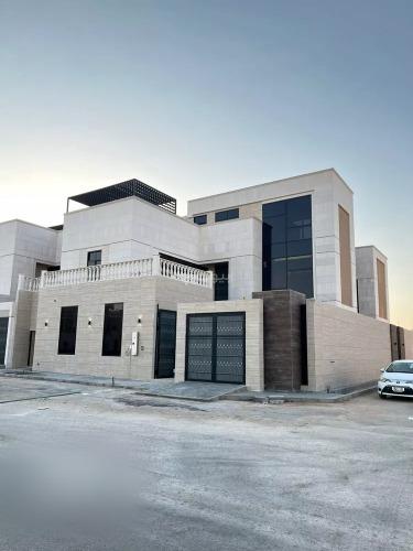 6 bedroom villa in Al Mahdiyyah