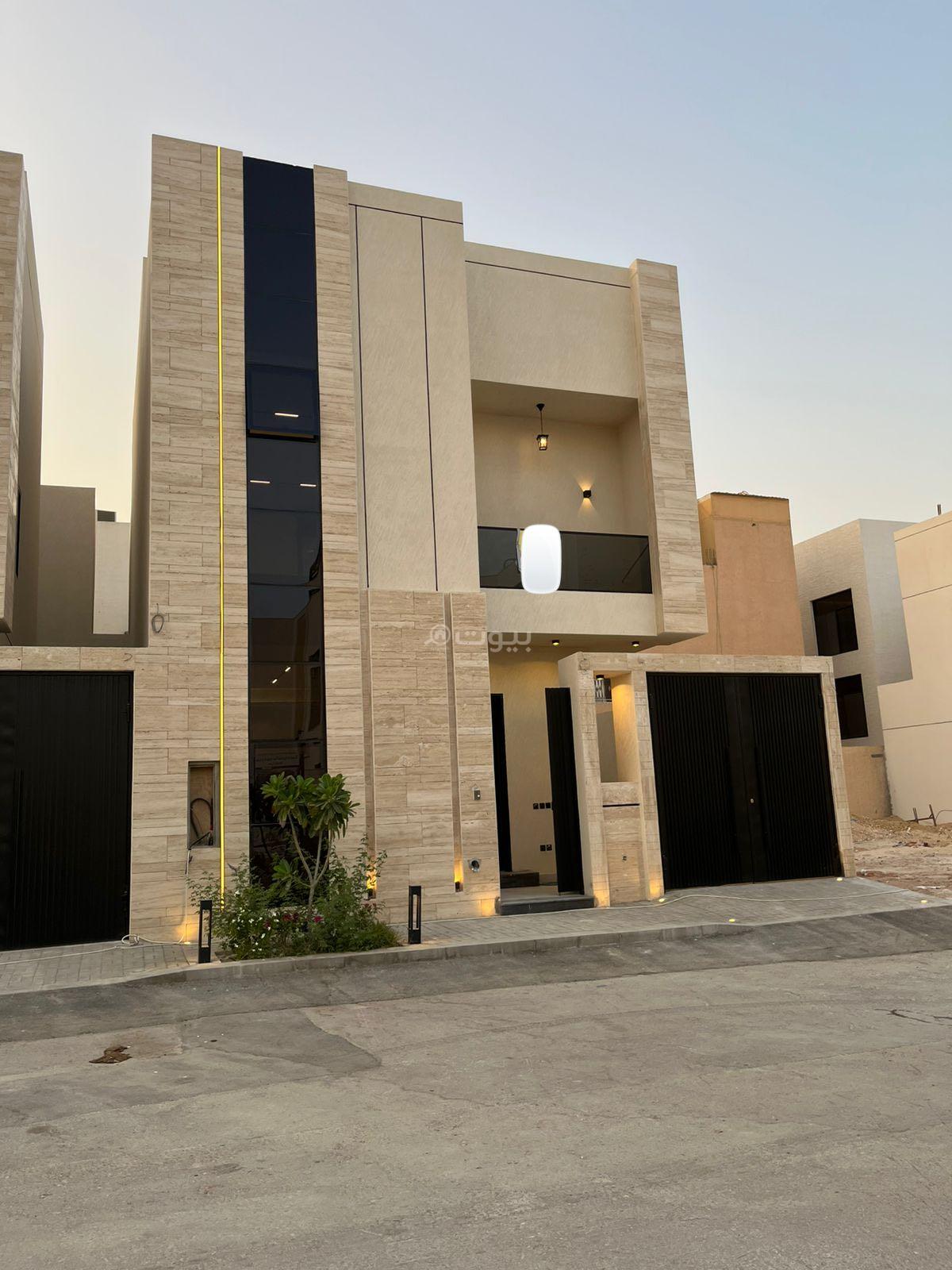 6 bedroom villa in Al Mahdiyyah
