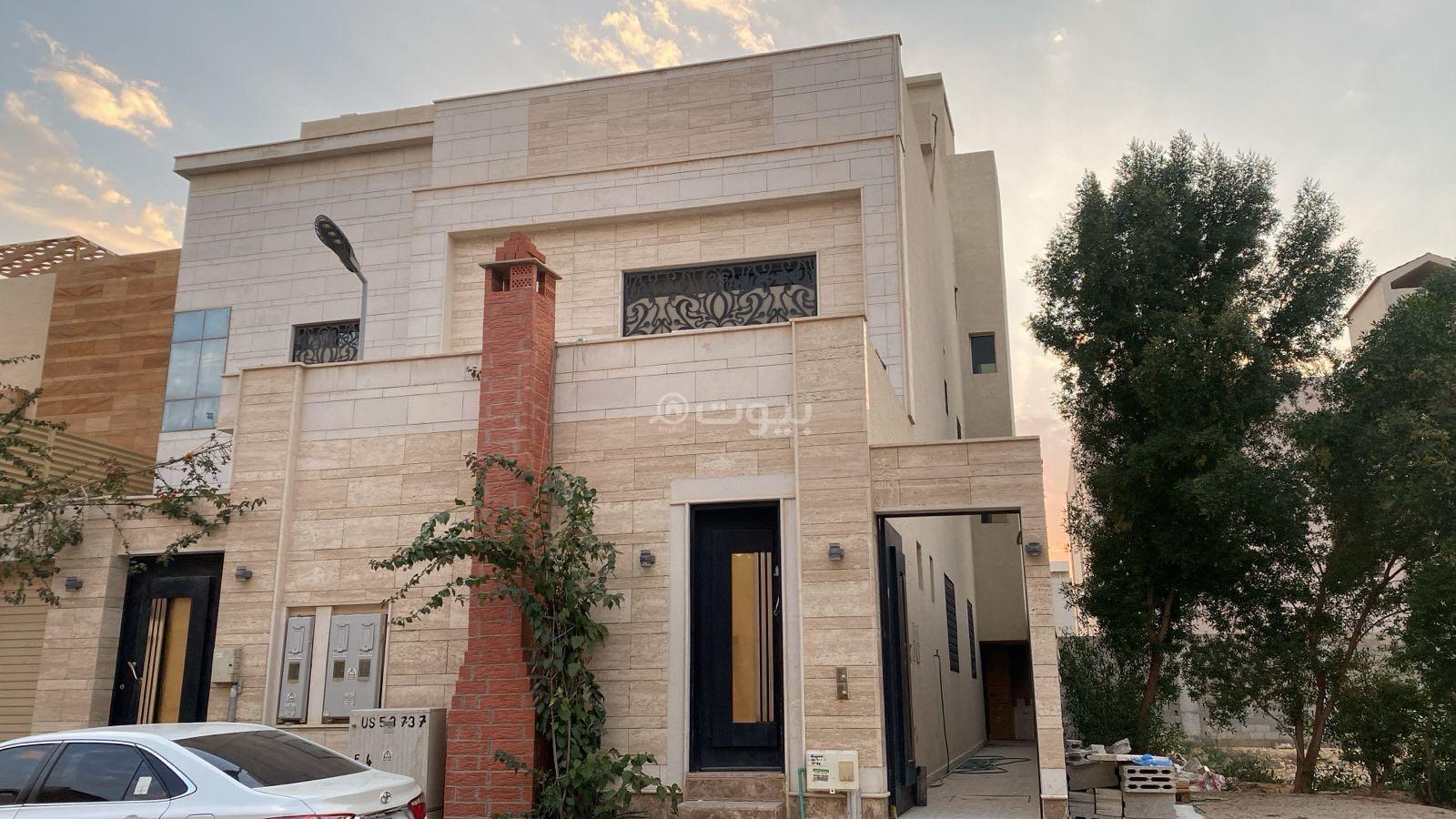 شقة 3 غرف في العارض