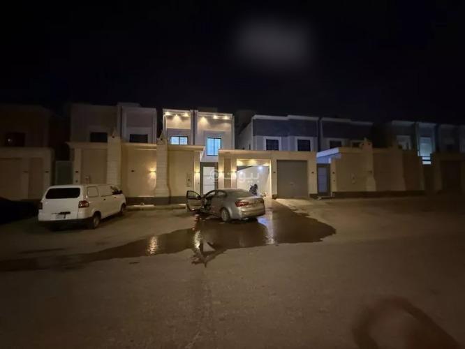 فيلا 8 غرف في بدر