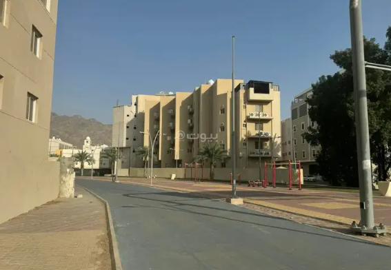 شقة 4 غرف في بطحاء قريش