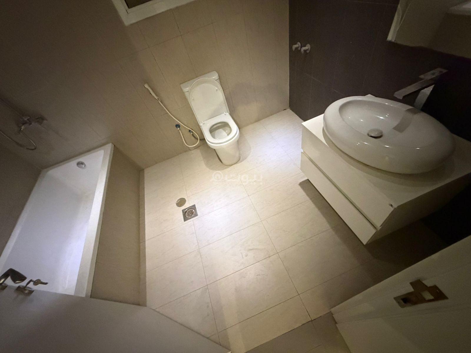 6 bedroom villa in Al Narjis