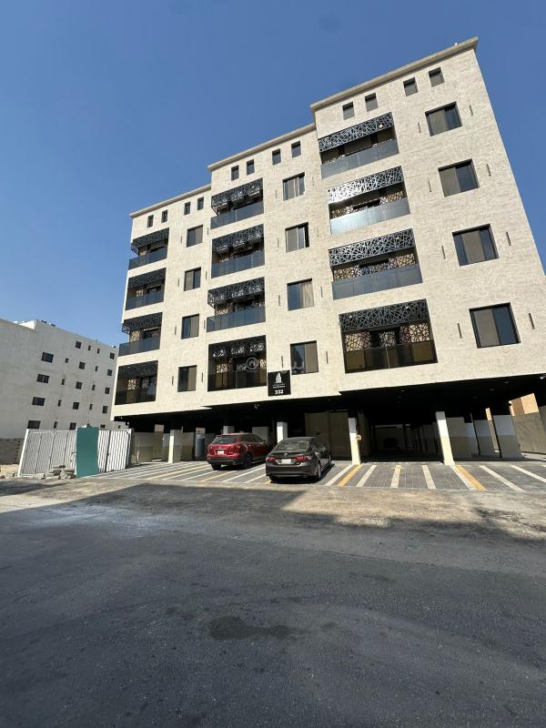 3 bedroom apartment in Al Hamra
