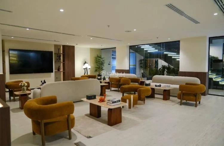 شقة 4 غرف في العارض