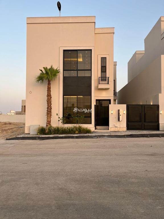 5 bedroom villa in Al Mahdiyyah