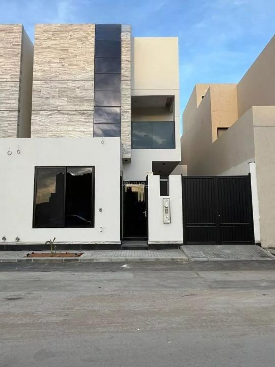 6 bedroom villa in Al Mahdiyyah