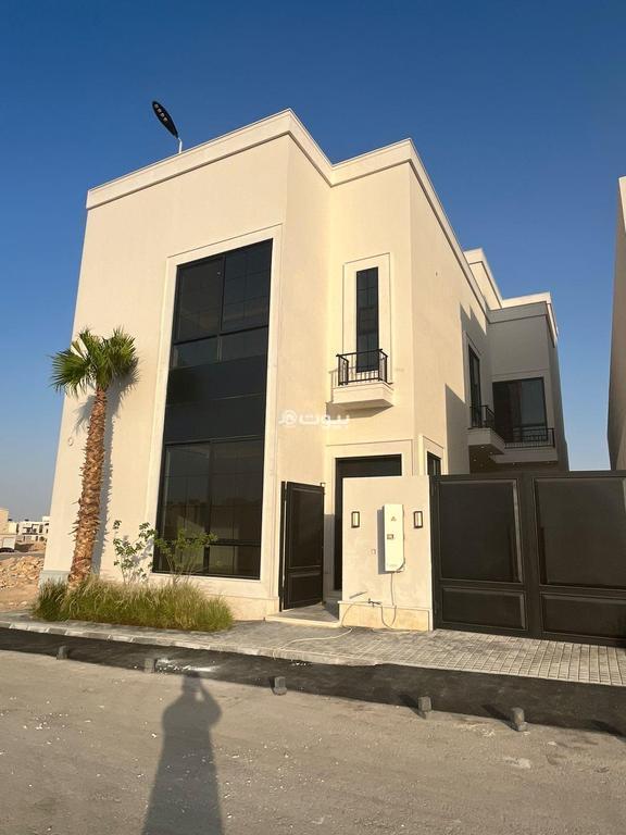 6 bedroom villa in Al Mahdiyyah