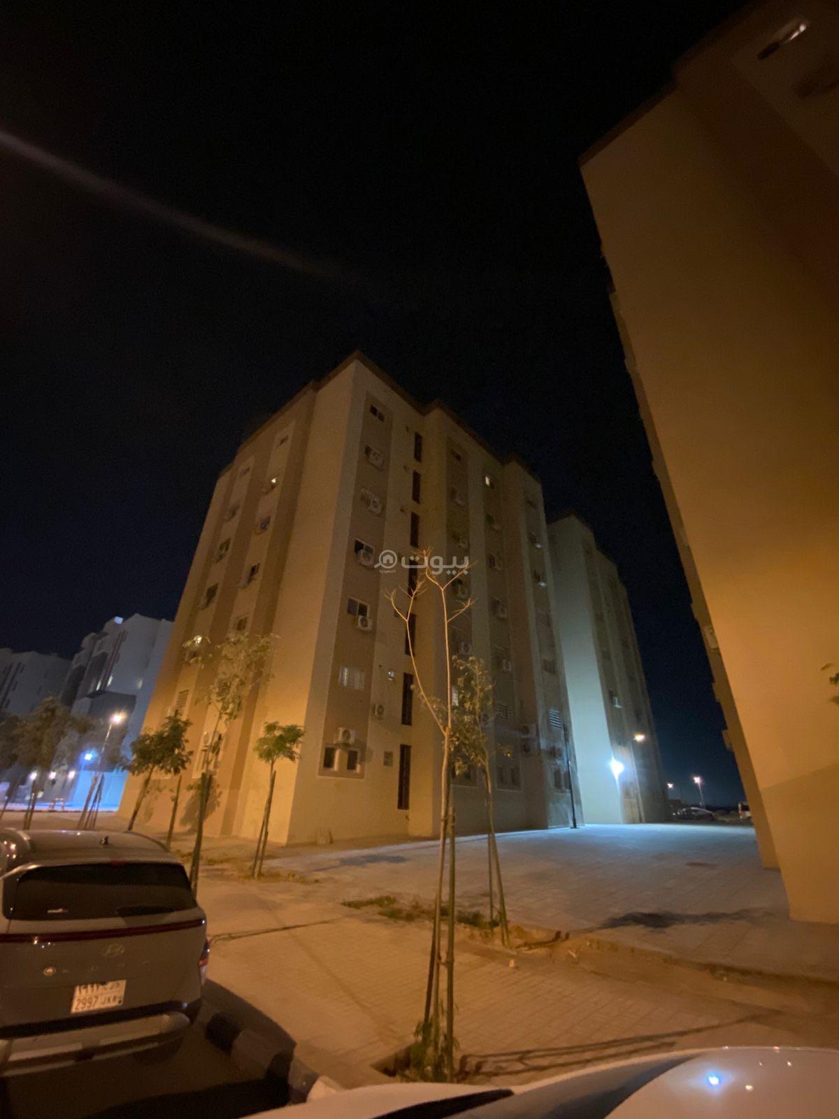 شقة 4 غرف في مطار الملك خالد الدولي