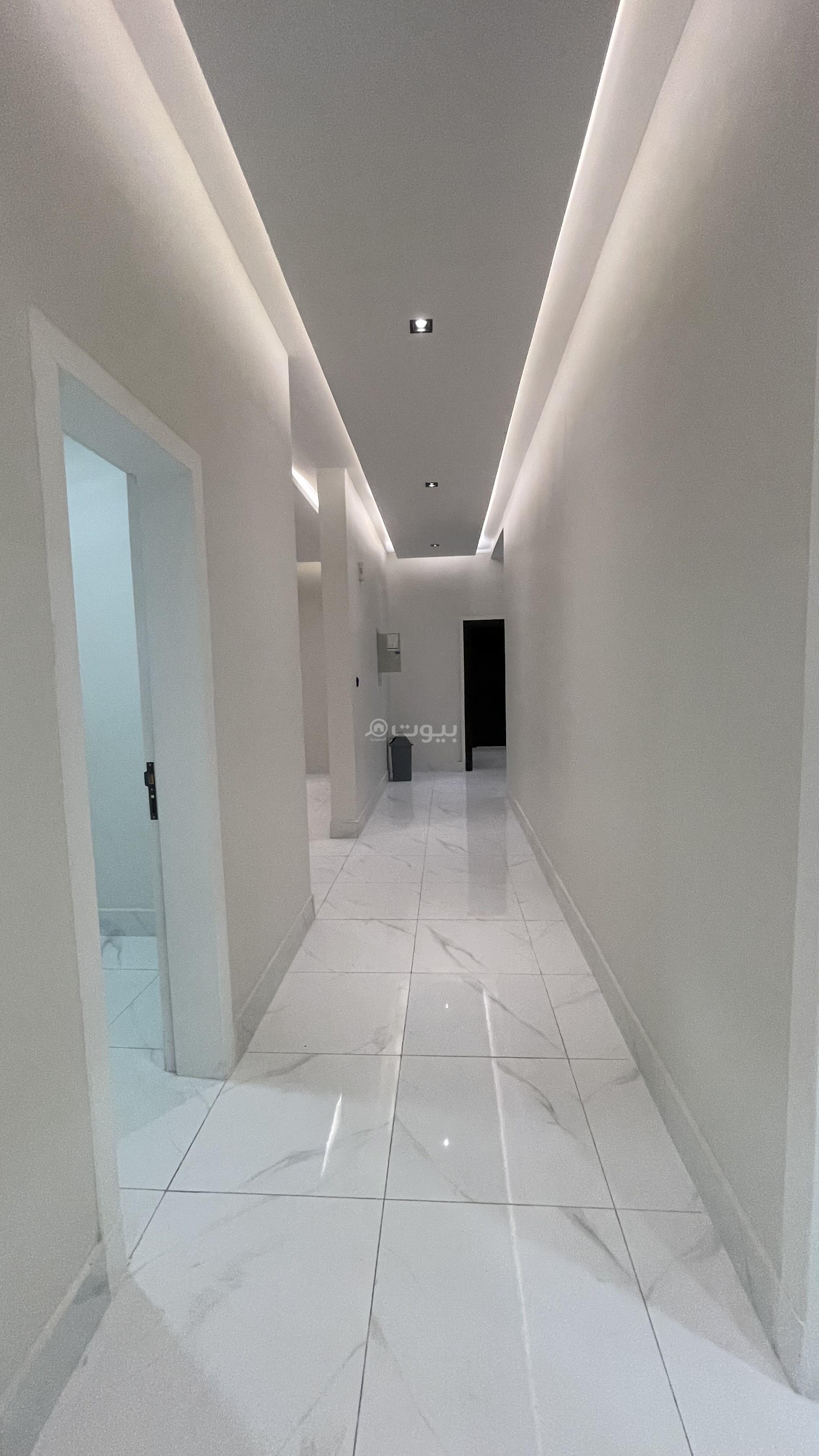 شقة 3 غرف في الحمرا