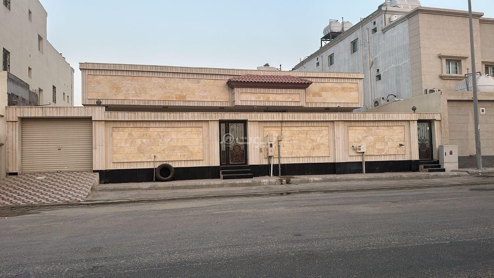 فيلا 5 غرف في ضاحية الملك فهد