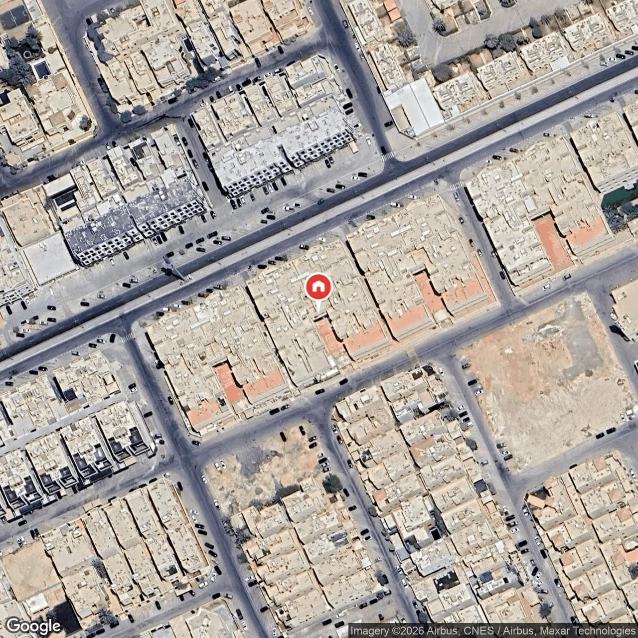 شقة  في الندى