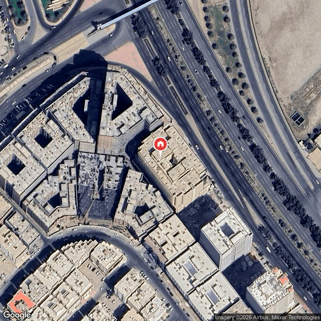 محل 2175 م² في النسيم